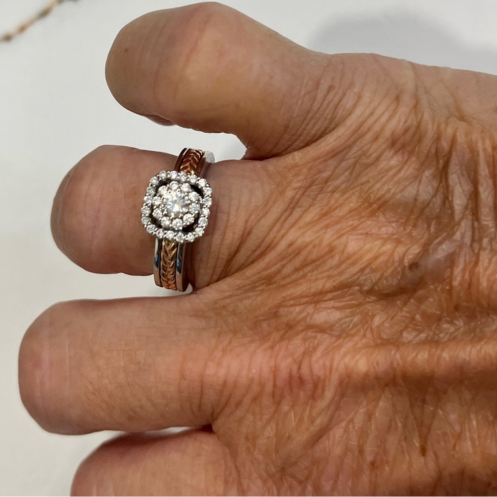 Rose / white gold Diamond ring